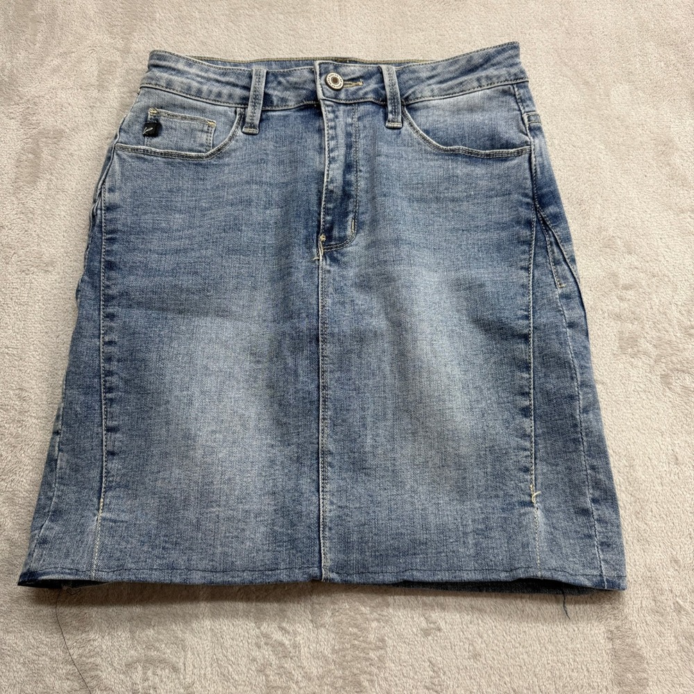 KanCan Denim Mini‎ Jean Skirt Womens Small Raw Hem Stretch Medium Wash Festival